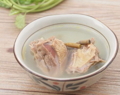 石斛鸽子汤：立冬进补的好汤水