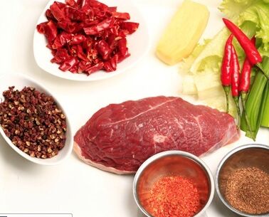 厨房零基础6步做出超嫩的水煮牛肉