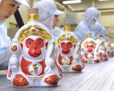 鸡年要到了 全世界有哪些有鸡的酒标