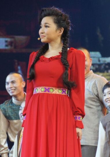 音乐剧《嘎丽娅》紧张彩排 王莉尝试舞蹈表演