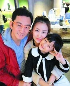 吴启华承认将离婚