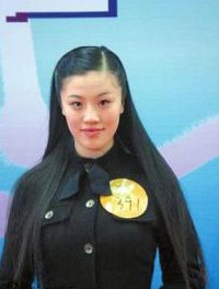 专家辨葛天整容：双眼皮加开眼角